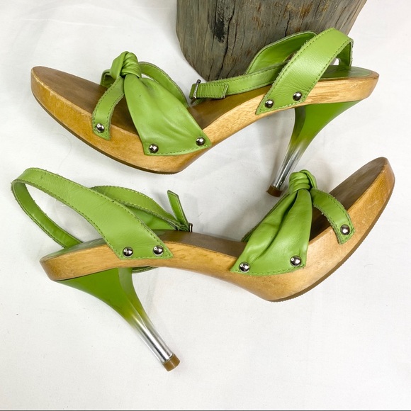 MIA WRAP AROUND WOOD PLATFORM STRAPPY SANDAL - Picture 4 of 7